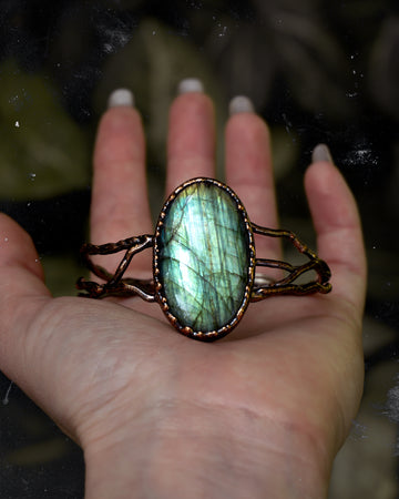 Labradorite Cuff Size S